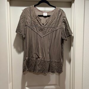 Knox Rose Taupe Lace Trim Top